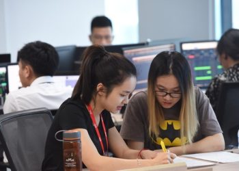 Dòng tiền nội giữ nhịp cho thị trường chứng khoán