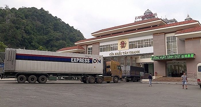 Xuất khẩu nông sản được ưu tiên, hải quan thông quan cả ngoài giờ