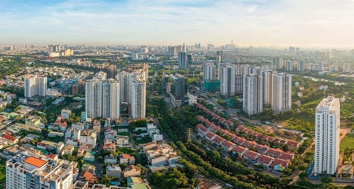 Nhà đất TP.HCM giảm giá cả tỷ đồng vẫn khó bán, thanh khoản xuống thấp